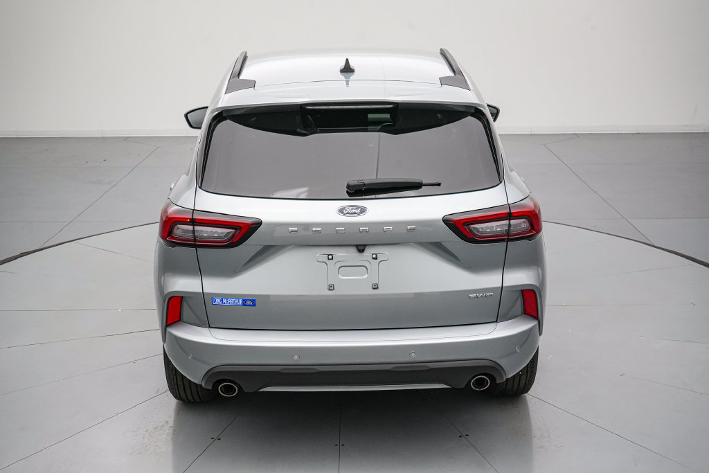Certified 2024 Ford Escape ST-Line w/ Tech Pack #1 AWD/4WD image 5