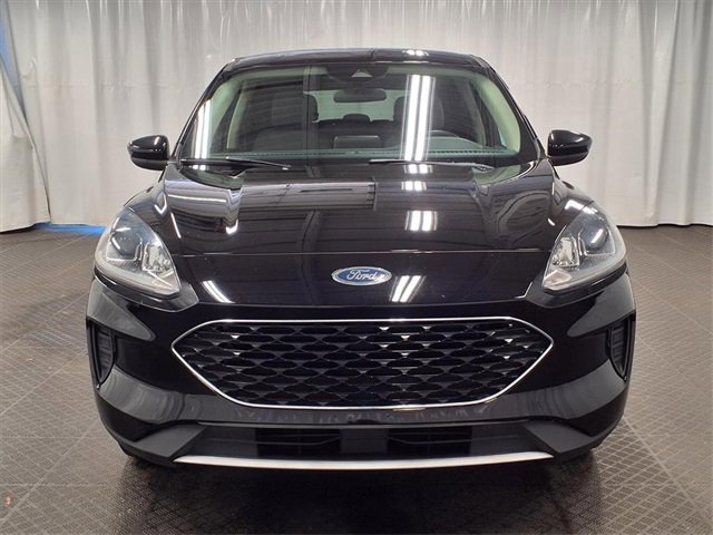 Certified 2020 Ford Escape SE image 6