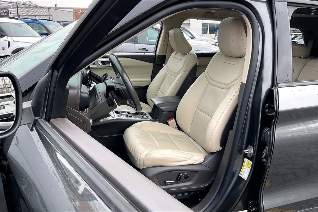 Certified 2020 Ford Explorer Platinum image 23