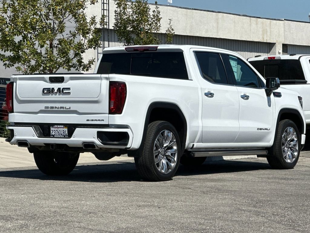 Used 2022 GMC Sierra 1500 Denali w/ Denali Reserve Package AWD/4WD image 3