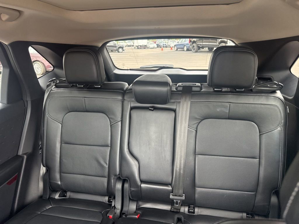 Certified 2020 Ford Escape Titanium w/ Titanium Premium Package 2.0 FWD image 5