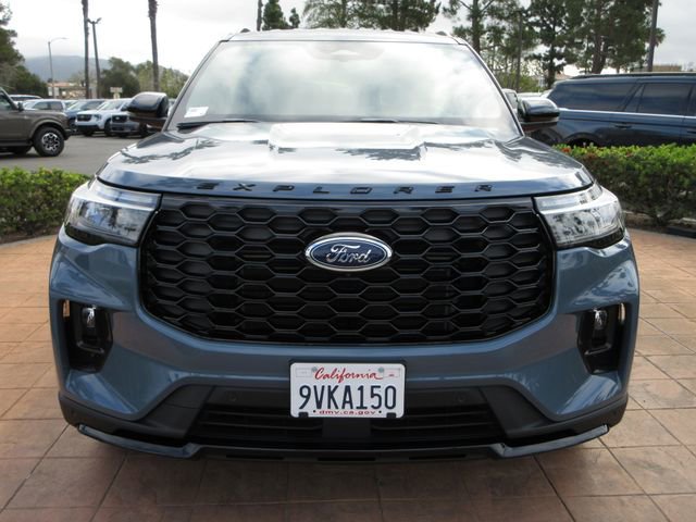 Certified 2025 Ford Explorer ST-Line w/ Premium Package image 8