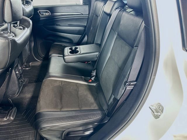 Used 2019 Jeep Grand Cherokee Altitude image 16