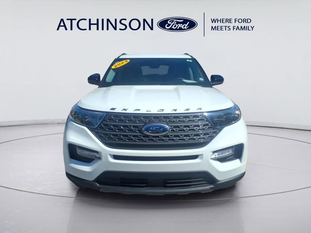 Certified 2024 Ford Explorer XLT w/ Equipment Group 202A AWD/4WD image 2