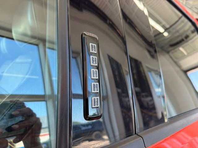 Certified 2022 Ford F150 Raptor AWD/4WD image 3