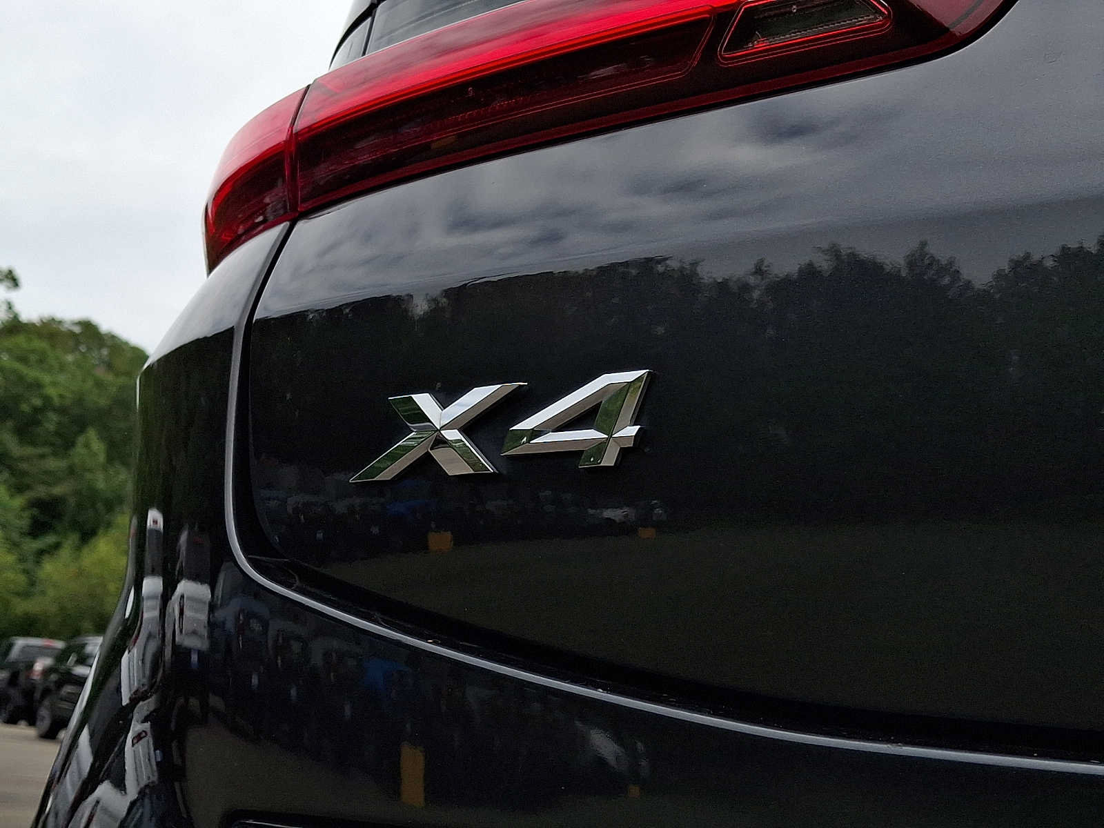 Used 2024 BMW X4 xDrive30i w/ Premium Package AWD/4WD image 30