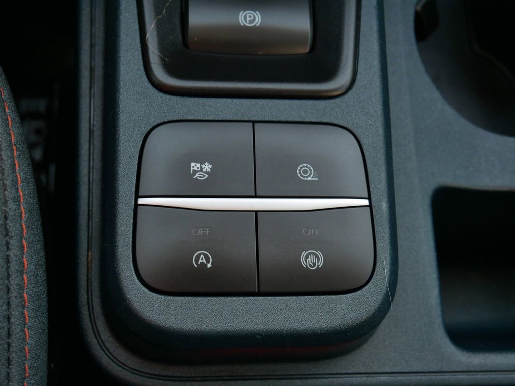 Certified 2022 Ford Maverick XLT image 25