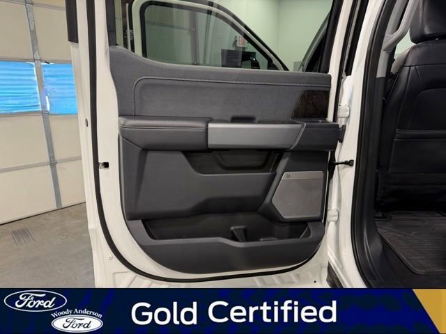 Certified 2024 Ford F350 Lariat w/ Tremor Off-Road Package AWD/4WD image 26