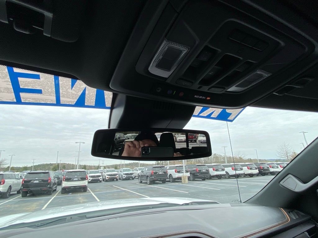 Used 2023 GMC Sierra 1500 AT4 w/ AT4 Premium Package image 19