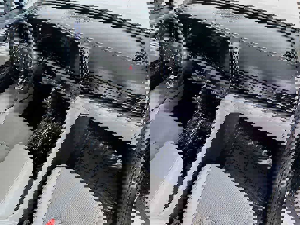 Used 2023 Kia Sportage EX image 33