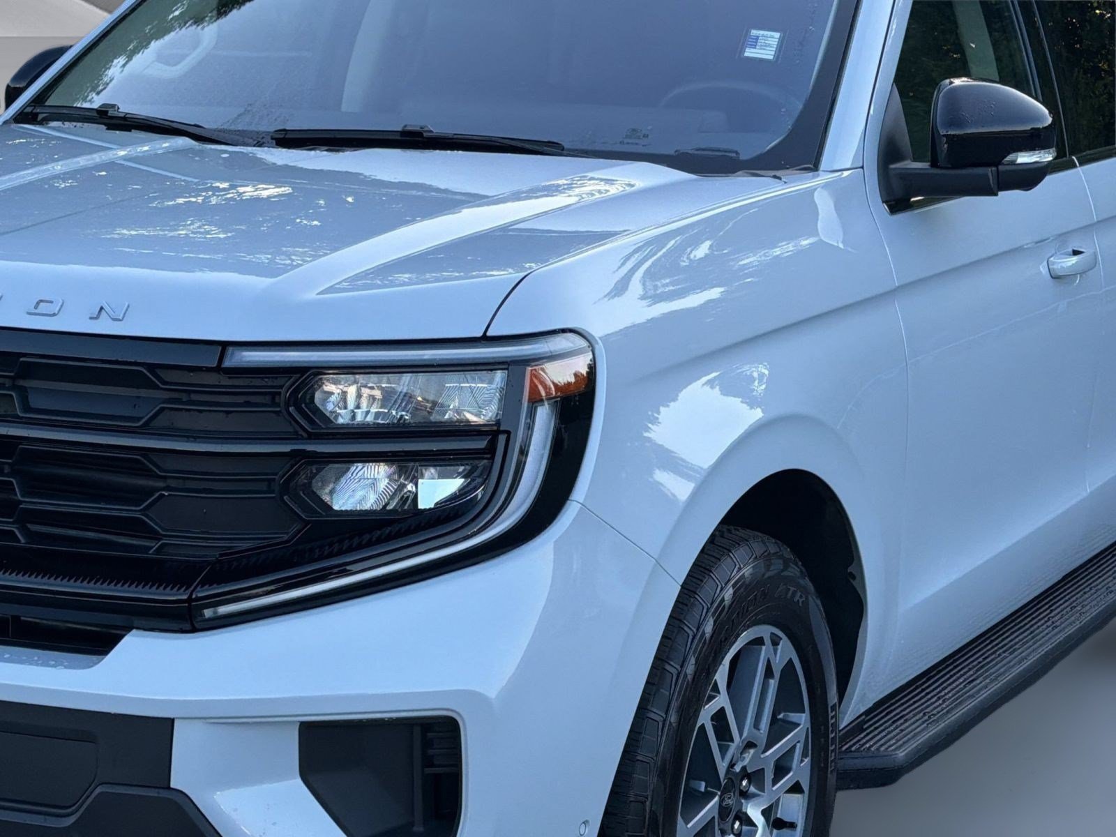 Certified 2025 Ford Expedition Active AWD/4WD image 12