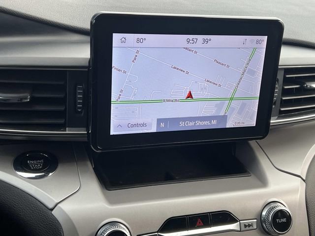 Certified 2023 Ford Explorer XLT w/ Equipment Group 202A image 22