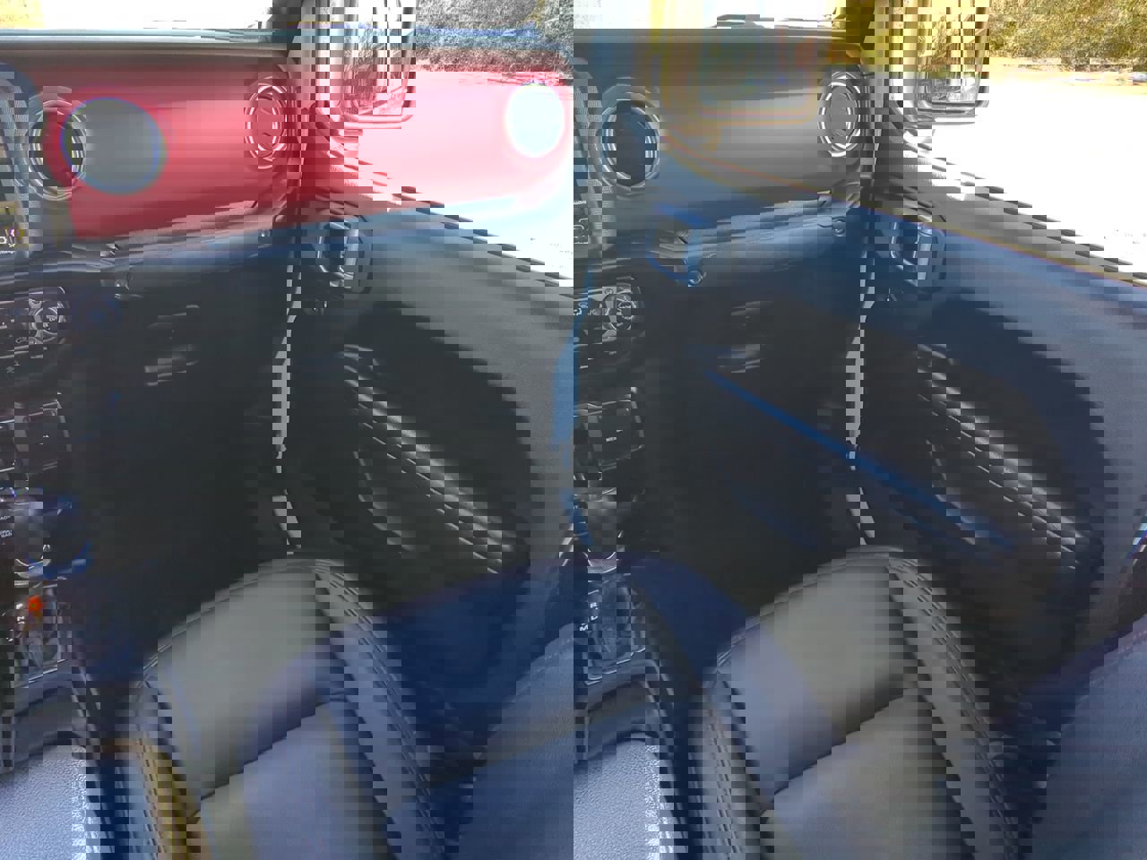 Used 2021 Jeep Gladiator Rubicon image 15