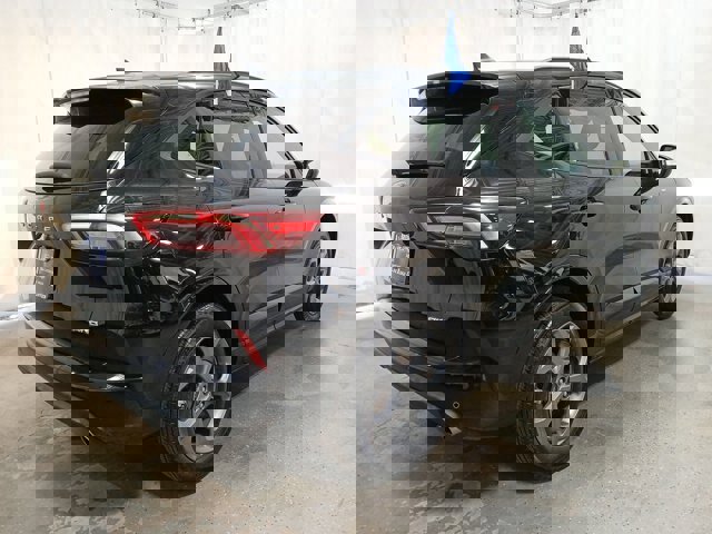 Certified 2023 Ford Escape ST-Line w/ Tech Pack #1 image 4