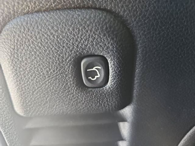 Used 2021 Jeep Grand Cherokee Laredo X AWD/4WD image 13