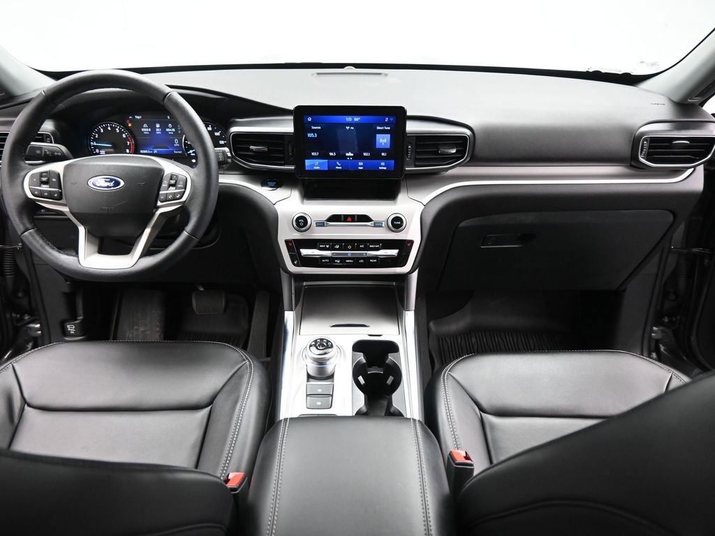Certified 2023 Ford Explorer XLT w/ Equipment Group 202A image 23