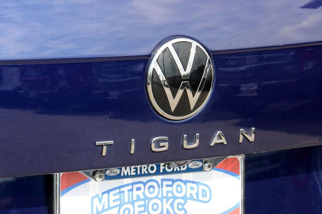 Used 2024 Volkswagen Tiguan SE AWD/4WD image 8