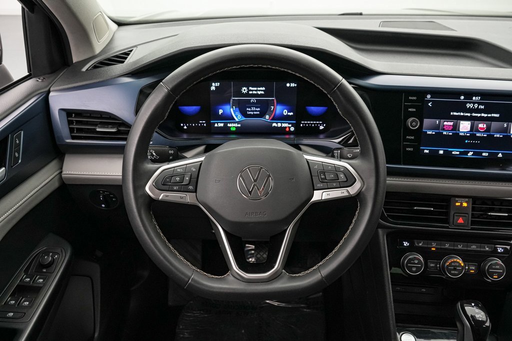 Used 2024 Volkswagen Taos SE image 13