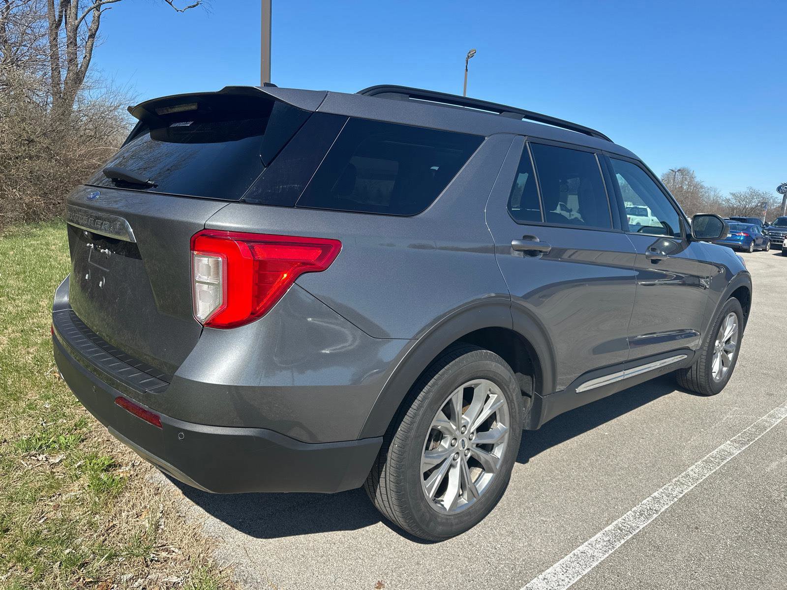 Certified 2023 Ford Explorer XLT w/ Equipment Group 202A image 4