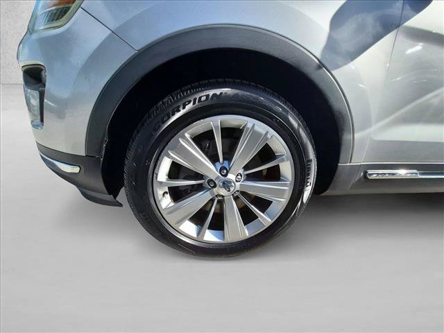 Certified 2019 Ford Explorer Limited w/ Class III Trailer Tow Package FWD image 23