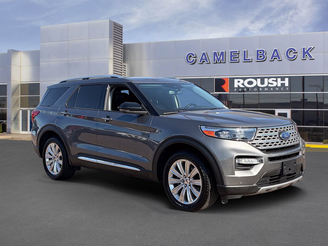 Certified 2022 Ford Explorer Limited w/ Equipment Group 301A AWD/4WD image 8