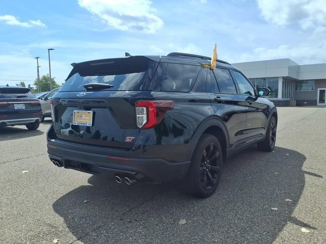 Certified 2024 Ford Explorer ST w/ Equipment Group 401A AWD/4WD image 7