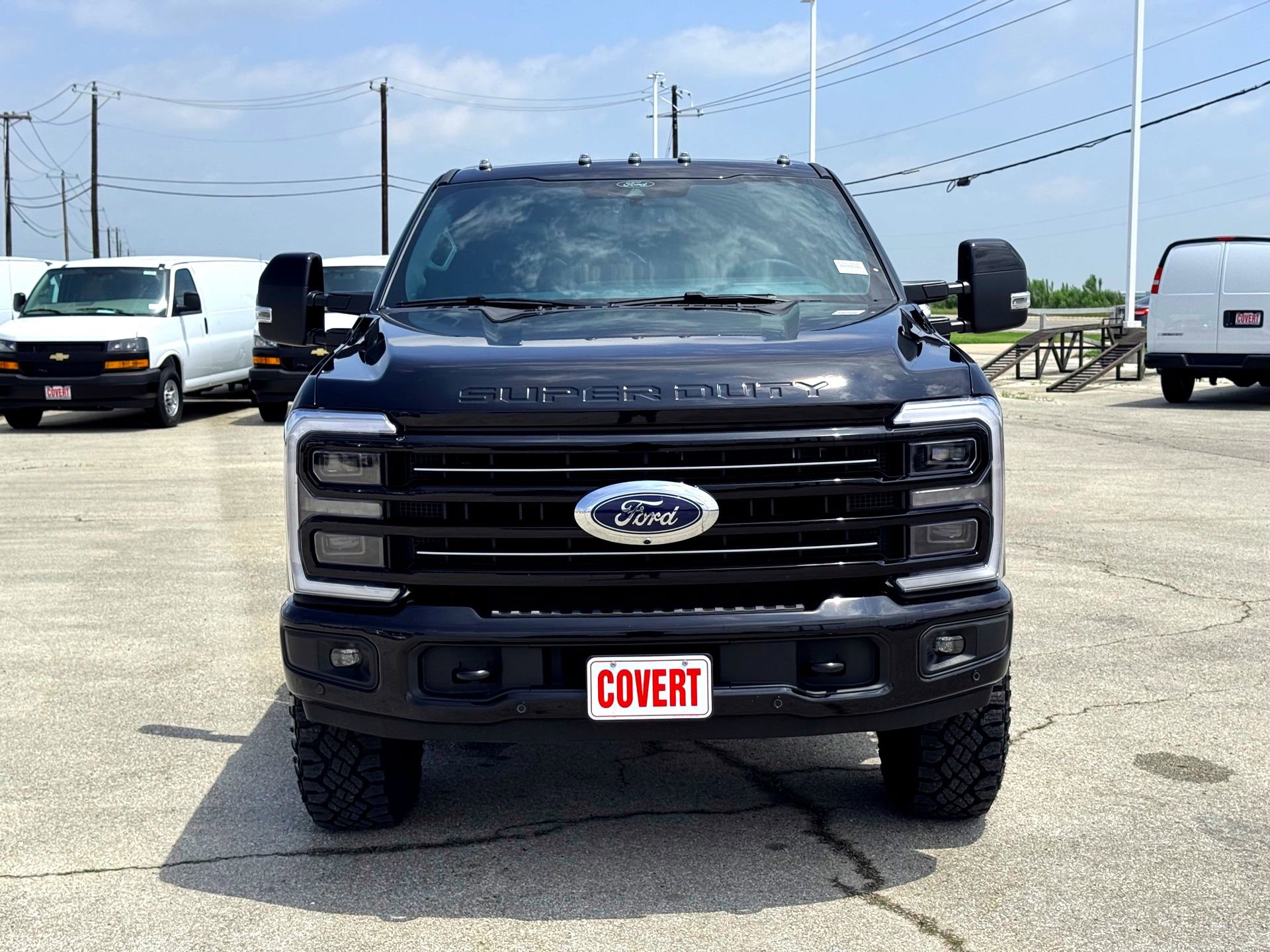 Certified 2026 Ford F350 Platinum w/ Tremor Off-Road Package AWD/4WD image 4