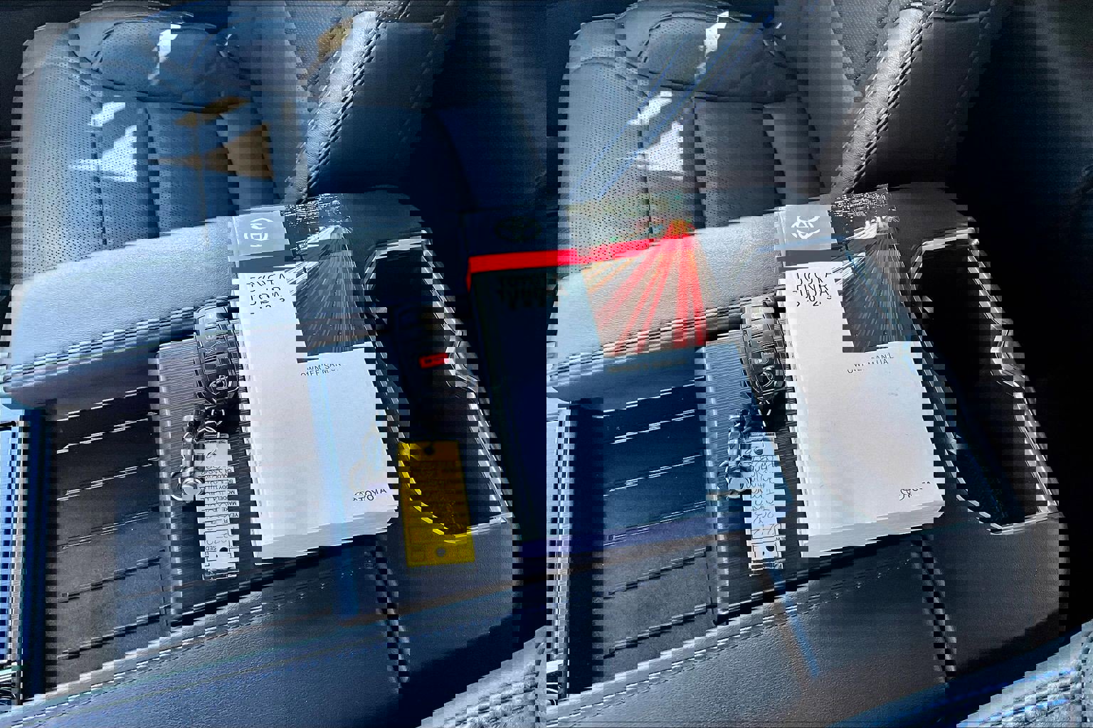 Used 2023 Toyota Tundra Platinum AWD/4WD image 13