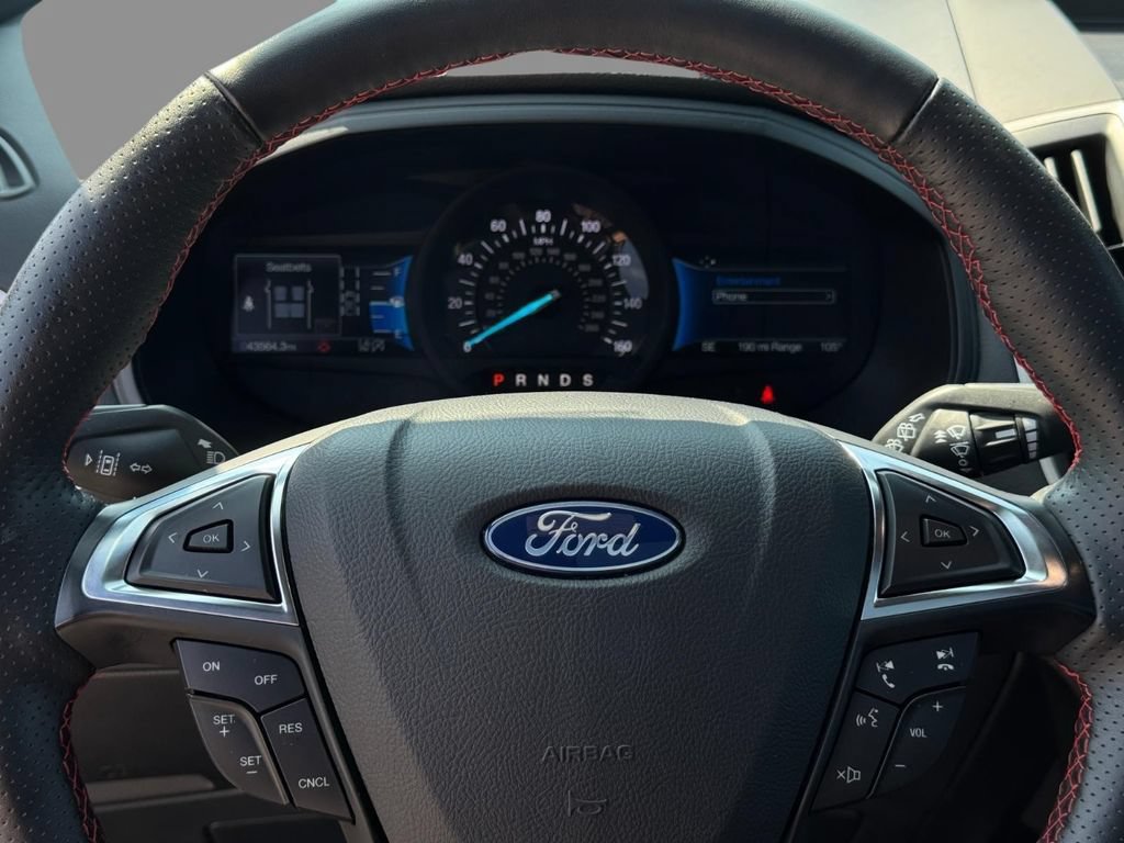 Certified 2024 Ford Edge ST-Line AWD/4WD image 27