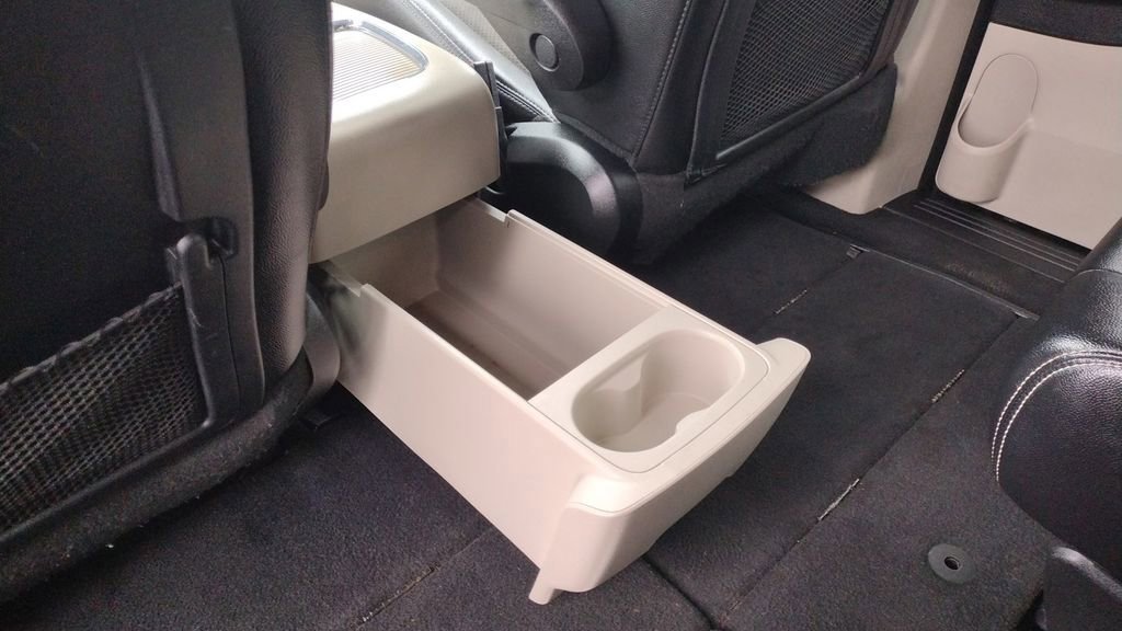 Used 2020 Dodge Grand Caravan SXT image 22