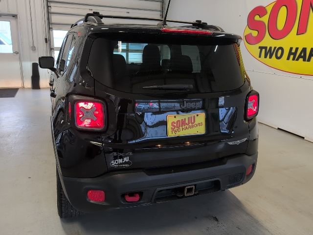 Used 2017 Jeep Renegade Trailhawk image 36