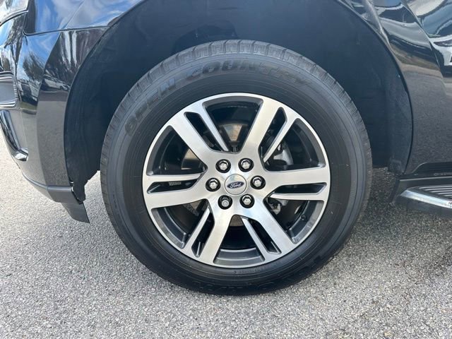 Certified 2022 Ford Expedition Max XLT image 32