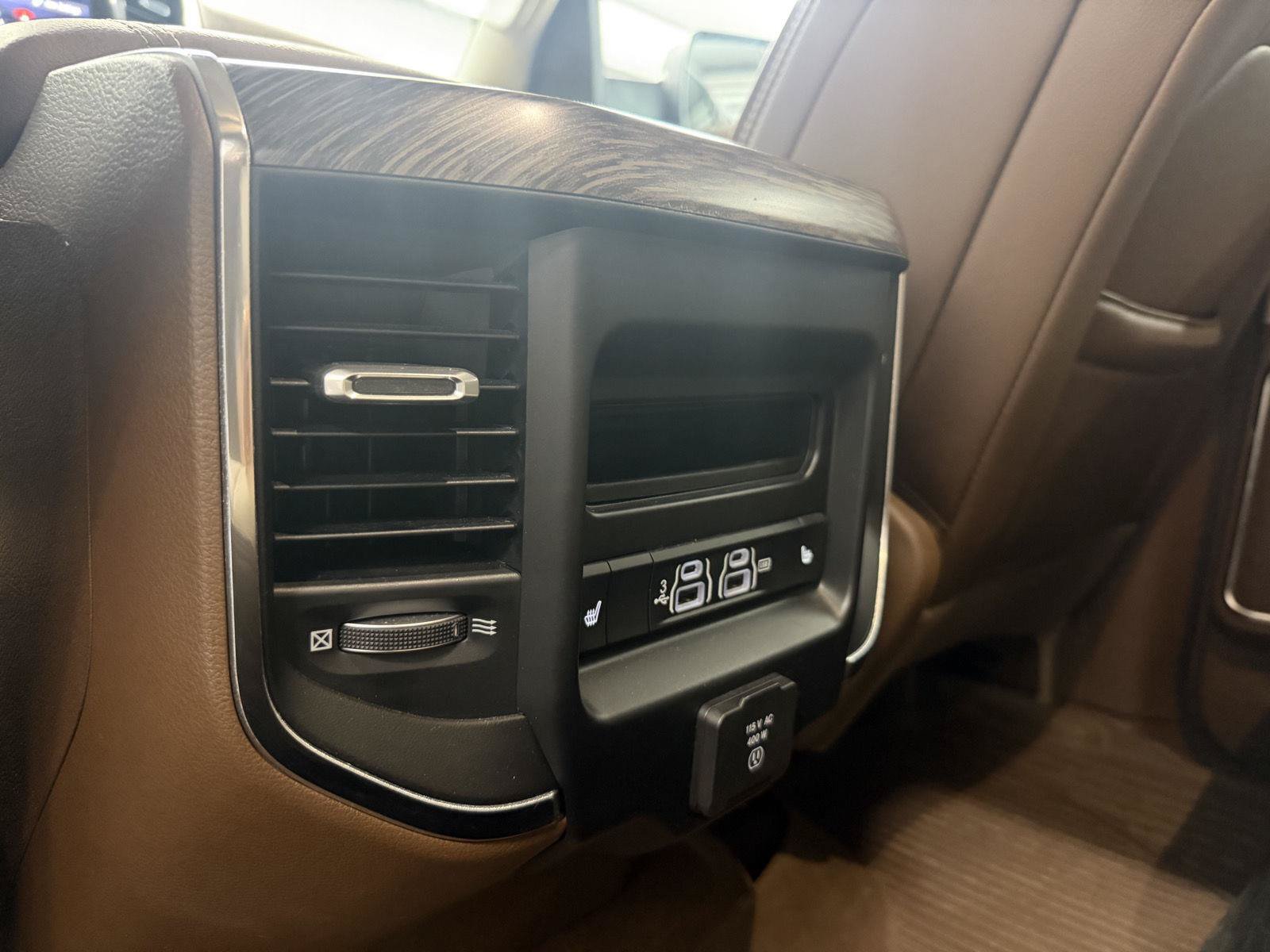 Used 2020 RAM 1500 Laramie RWD image 26