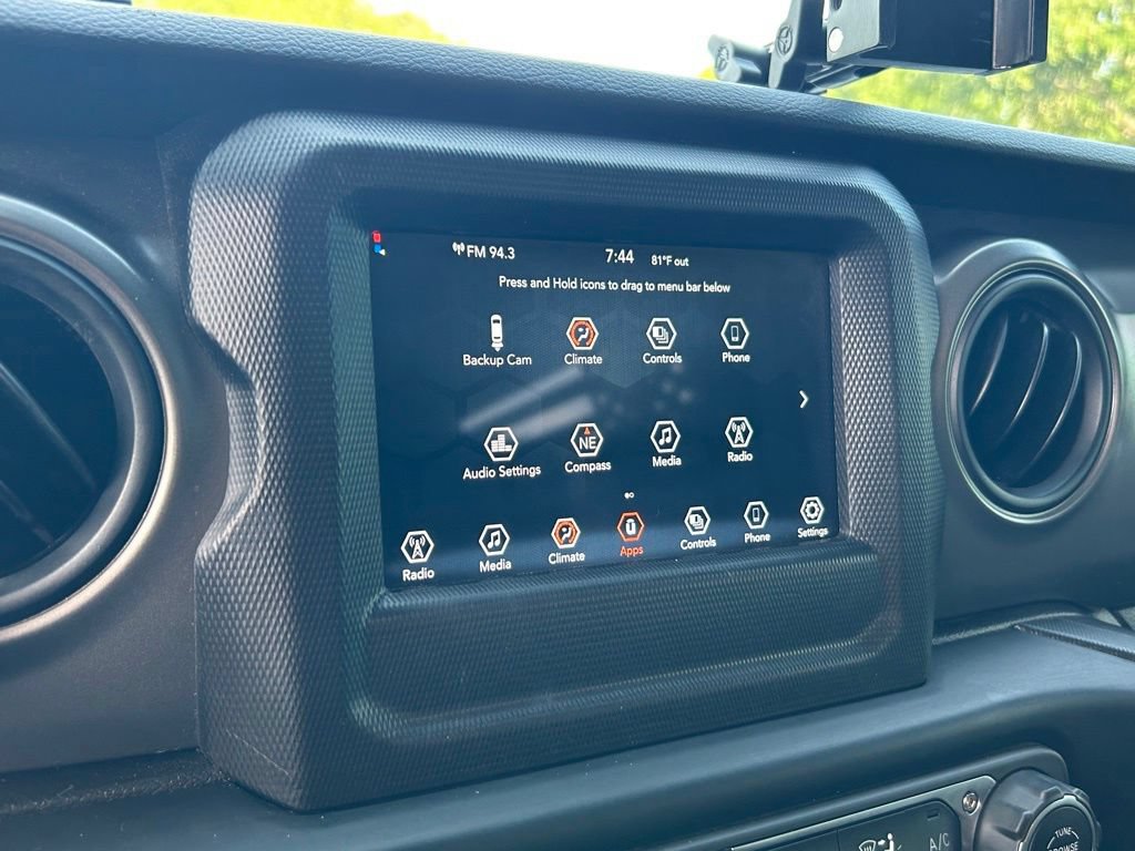 Used 2022 Jeep Wrangler Sport AWD/4WD image 14