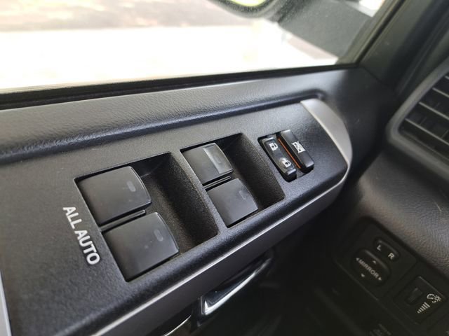 Used 2020 Toyota 4Runner SR5 Premium w/ Moonroof Package AWD/4WD image 23