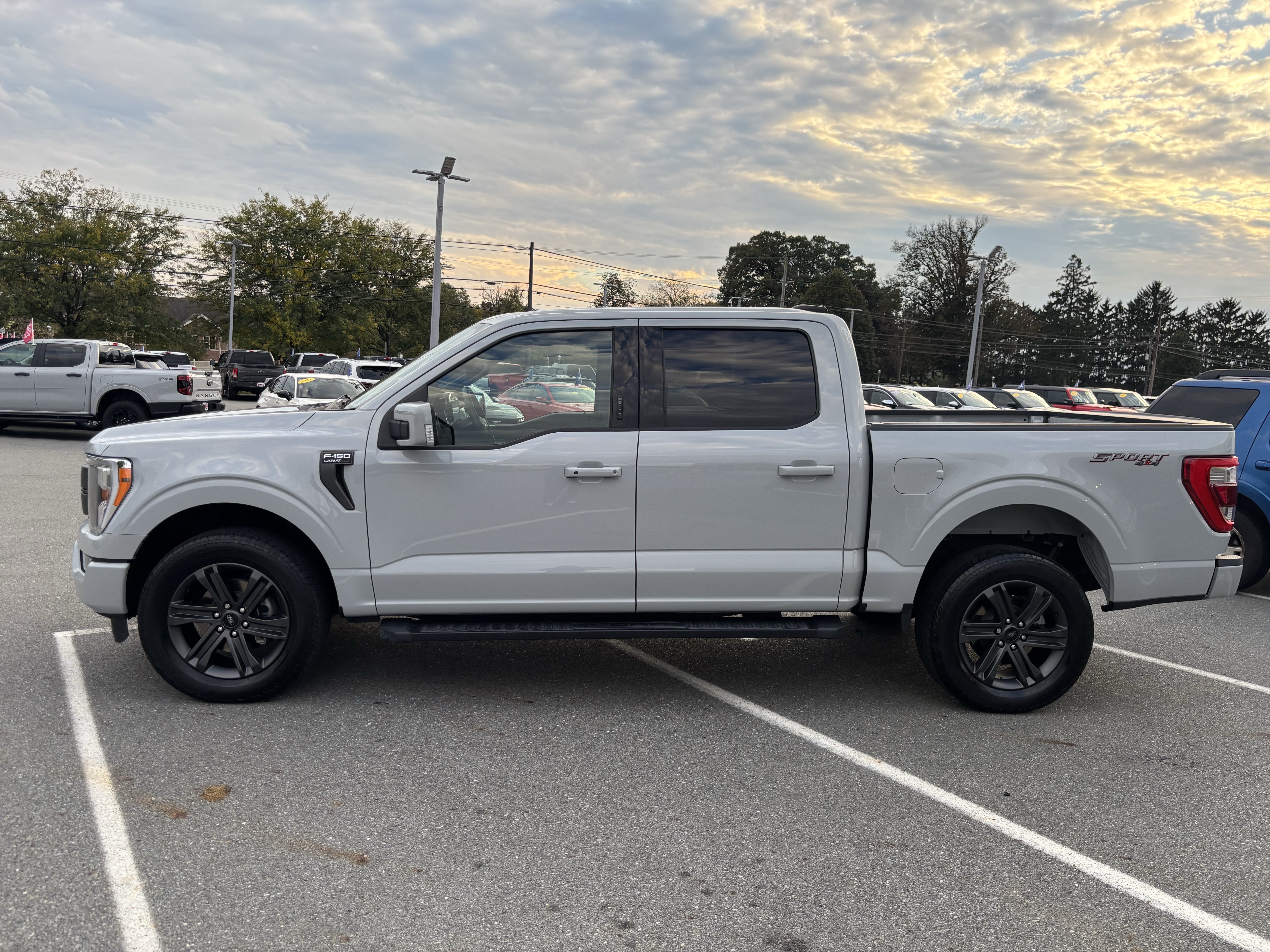 Certified 2023 Ford F150 Lariat w/ Max Trailer Tow Package AWD/4WD image 4