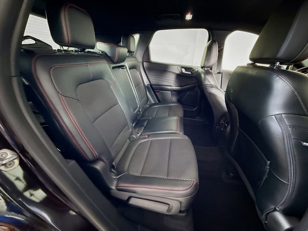 Certified 2023 Ford Escape ST-Line w/ Tech Pack #1 image 27