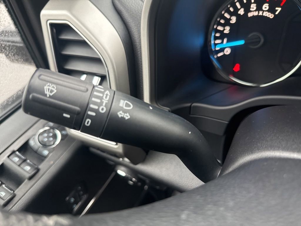 Certified 2018 Ford F150 Lariat w/ Equipment Group 502A Luxury image 31