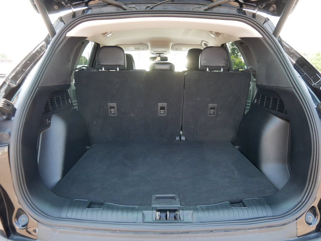 Certified 2024 Ford Escape Platinum AWD/4WD image 11