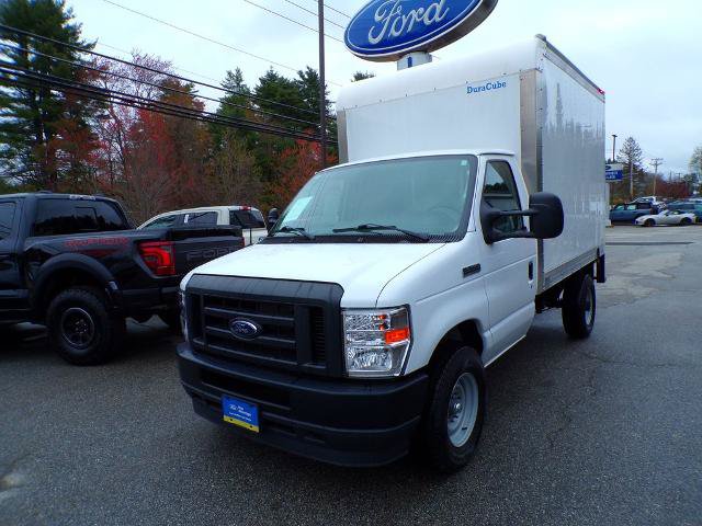 Certified 2024 Ford E-350 and Econoline 350 Super Duty w/ Power Windows & Locks Group RWD image 3