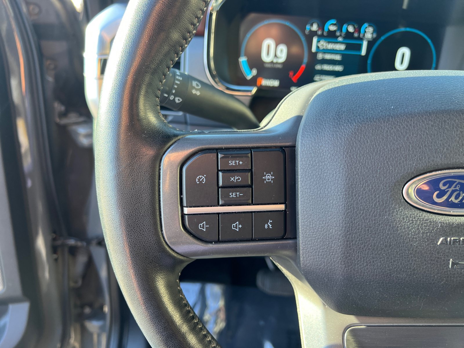 Certified 2021 Ford F150 Lariat w/ Max Trailer Tow Package AWD/4WD image 13