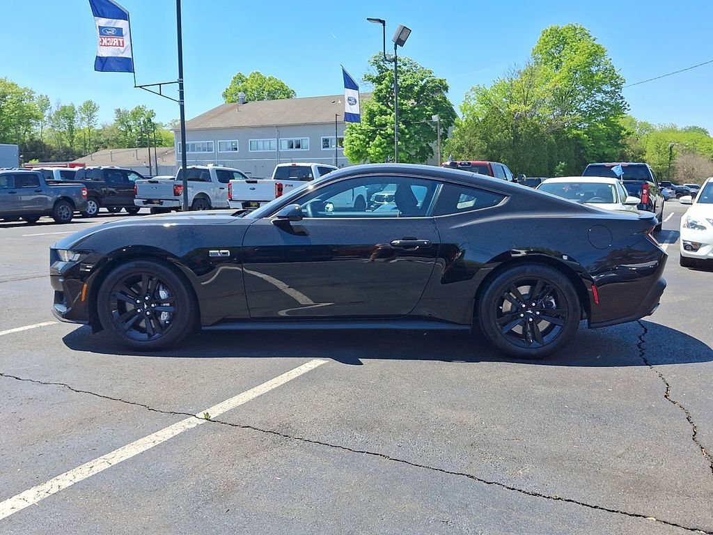 Certified 2024 Ford Mustang GT RWD image 4
