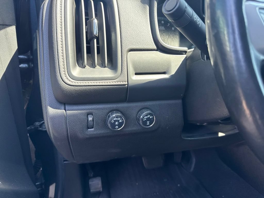 Used 2020 GMC Canyon SLE w/ Driver Alert Package AWD/4WD image 7