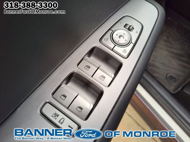 Used 2023 Hyundai Palisade Limited w/ Cargo Package image 17