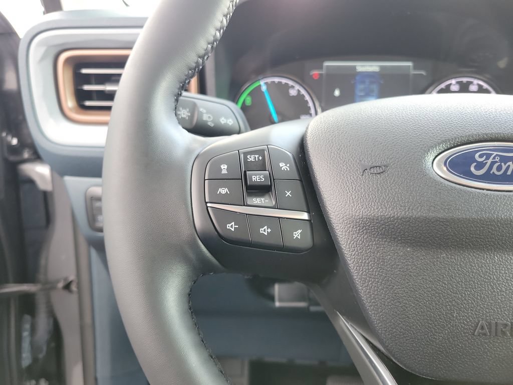 Certified 2024 Ford Maverick Lariat FWD image 24
