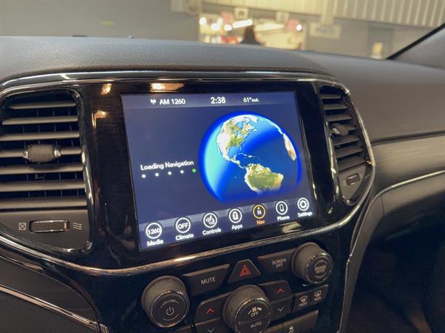 Used 2022 Jeep Grand Cherokee Limited w/ Trailer Tow Group IV image 10