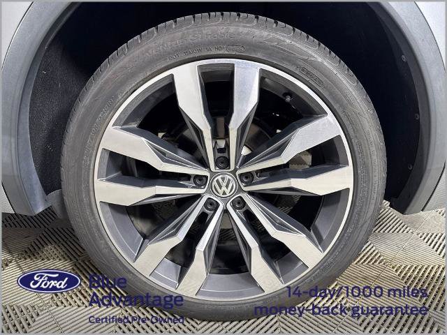 Used 2021 Volkswagen Tiguan SEL Premium R-Line w/ 3rd Row Seat Package AWD/4WD image 14