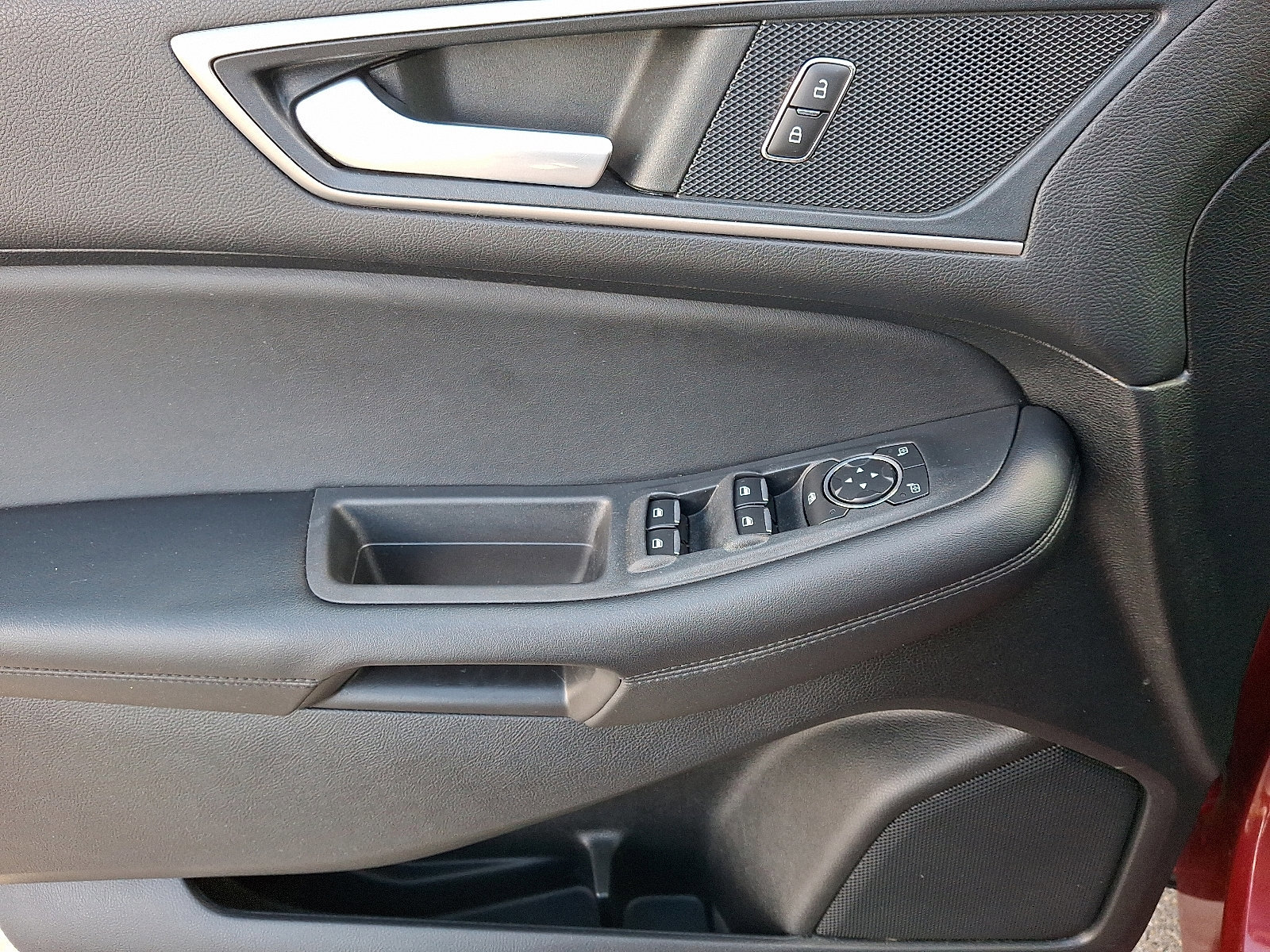 Certified 2022 Ford Edge SEL w/ Convenience Package image 12