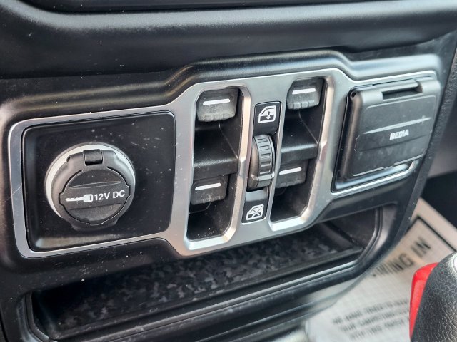 Used 2021 Jeep Wrangler Unlimited Sport AWD/4WD image 24