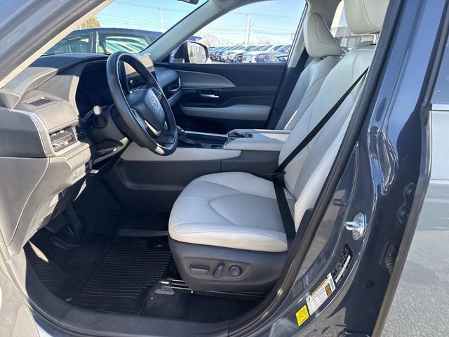 Used 2024 Toyota Grand Highlander XLE image 20